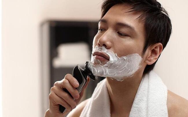 Mẹo chăm sóc da mặt nam giới - kỹ thuật cạo râu